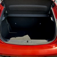 プジョー208 5ドア GT バックカメラ　シートヒーター　ETCのサムネイル