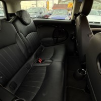 ミニクラブマン クーパー ボンドストリートパッケージ　6速MT　ETC　ヒーター付レザーシート　キーレスのサムネイル