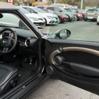 ミニクラブマン クーパー ボンドストリートパッケージ　6速MT　ETC　ヒーター付レザーシート　キーレスのサムネイル