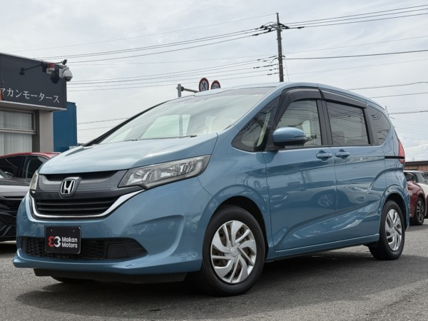 フリード 1.5Gホンダセンシング 禁煙車　プレミア社1年保証付　クルーズコントロール　バックカメラ　両側パワースライドドア　ETC　スマートキー