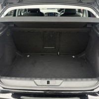 プジョー308 5ドア ロードトリップ ブルーHDi Dターボ オートクルーズコントロール　純正ディスプレイオーディオ　バックカメラ　ETC　ディーゼルターボのサムネイル