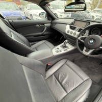BMW　Z4 sドライブ35i ヒーター付パワーレザーシート　ETC　ナビ　TVのサムネイル