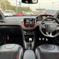 プジョー208 3ドアGTi 6MT ETC ドラレコのサムネイル