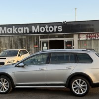 VWゴルフオールトラック TSI 4MOTIONアップグレード4WD ワンオーナー　禁煙車　ヒーター付レザーパワーシート　純正ナビ　バックカメラ　ETCのサムネイル