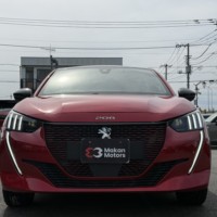 プジョーe-208 GT プレミア社1年保証付　ワンオーナーのサムネイル