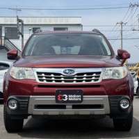 フォレスター 2.0XS 4WD ヒーター付パワーシート　サンルーフ　ETC　バックカメラ　プッシュスタートのサムネイル