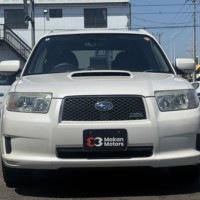 フォレスター 2.0クロススポーツ T 4WD 5速MT　ヒーター付革パワーシート　ETCのサムネイル