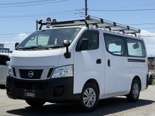 NV350キャラバン 5ドアバン2.0DX EブレーキPKGロング プレミア社1年保証付　ETC　ナビ　AWスタッドレスタイヤ付
