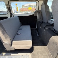 NV350キャラバン 5ドアバン2.0DX EブレーキPKGロング プレミア社1年保証付　ETC　ナビ　AWスタッドレスタイヤ付のサムネイル