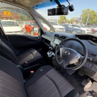 セレナ 2.0HスターVセレ+Safety AセーフティPKG4WD プレミア社1年保証付　両側パワースライドドア　純正ナビ　バックカメラ　ETC　フロントカメラ　スマートキーのサムネイル