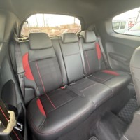 プジョー208 3ドアGTi 禁煙車　6速MTターボ　ETCクルーズコントロールのサムネイル