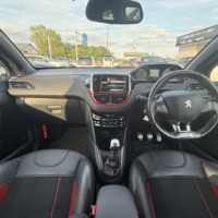 プジョー208 3ドアGTi 禁煙車　6速MTターボ　ETCクルーズコントロールのサムネイル