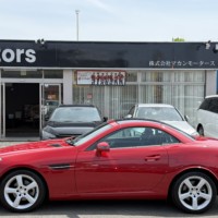 メルセデス・ベンツ SLK200BlueEFFICIENCY MT プレミア社1年保証付　6MT　レザーシート　バックカメラ　ETC　ナビのサムネイル