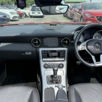 メルセデス・ベンツ SLK200BlueEFFICIENCY MT プレミア社1年保証付　6MT　レザーシート　バックカメラ　ETC　ナビのサムネイル