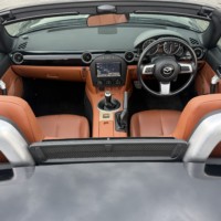 ロードスター 2.0RS RHT 6MT　ETC　ヒーター付レザーシートのサムネイル