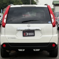 エクストレイル 2.0 20Xtt 4WD プレミア社1年保証付　バックカメラ　ETC　全席シートヒーター付　ナビ　TVのサムネイル