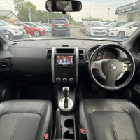 エクストレイル 2.0 20Xtt 4WD プレミア社1年保証付　バックカメラ　ETC　全席シートヒーター付　ナビ　TVのサムネイル