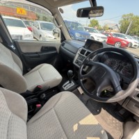 パジェロイオ 5ドア2.0ZR 4WD ETCのサムネイル